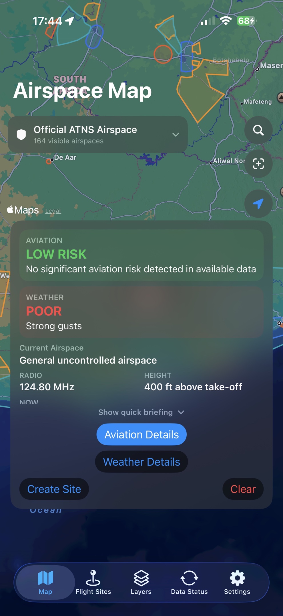 DroneAirspace map showing low aviation risk with poor weather from strong gusts